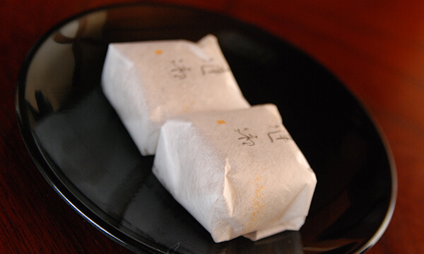 熱海の銘菓をご用意しております